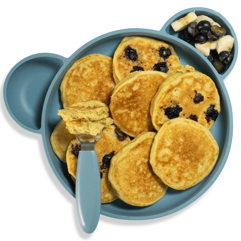 Soffici pancake all'avocado in 15 minuti (per neonati, bambini piccoli e ragazzi!)