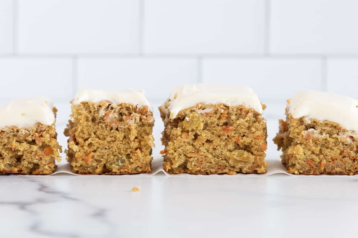 Barrette di torta alle carote preferite