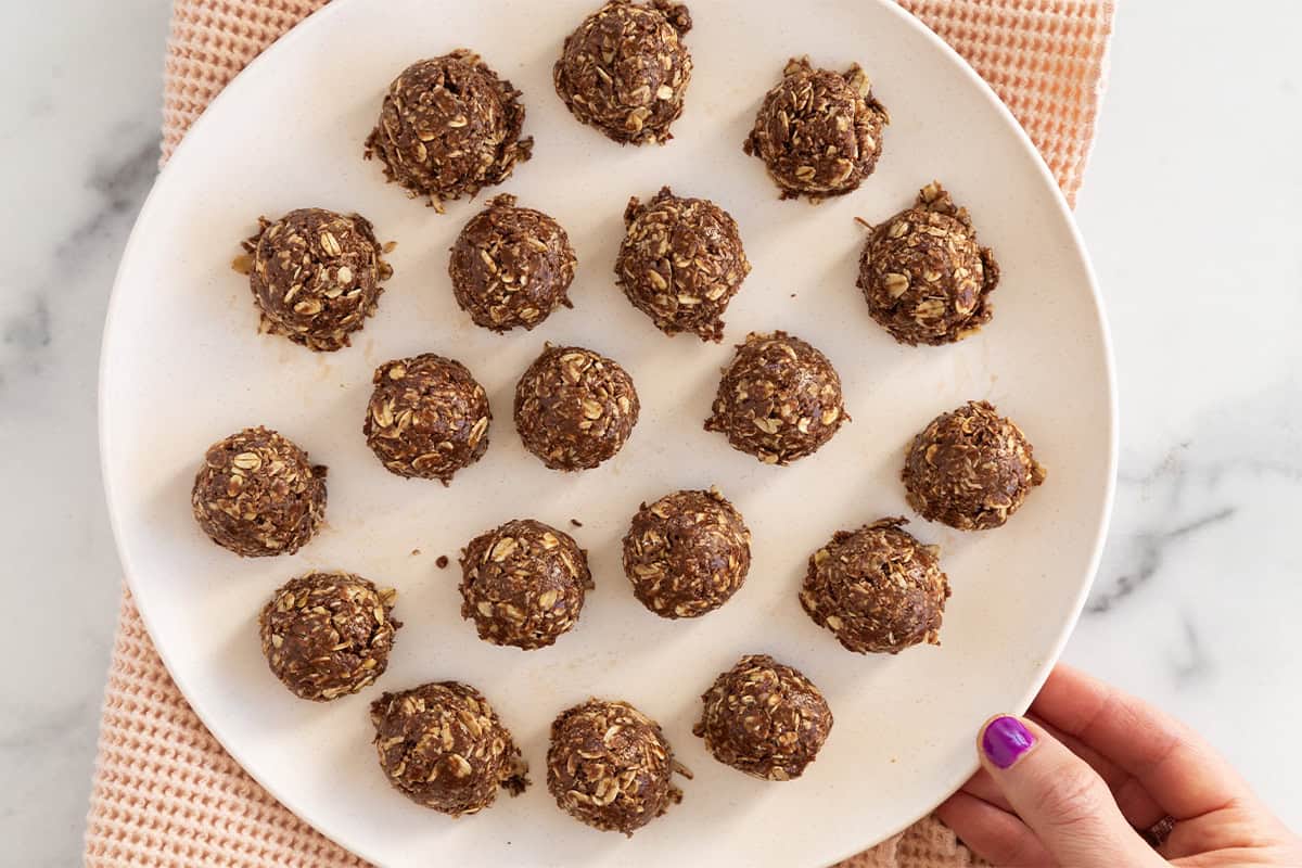 Biscotti al burro di arachidi e cioccolato senza cottura