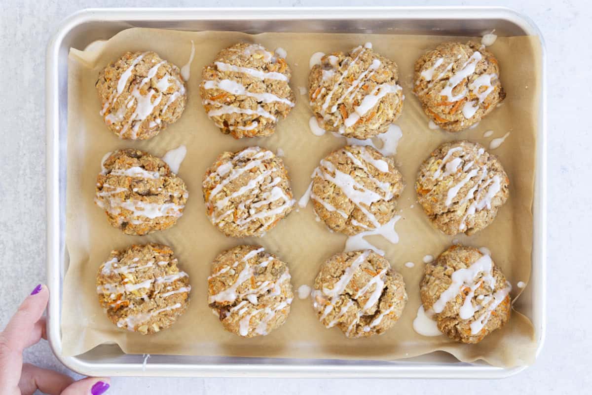 Biscotti di farina d'avena salutari (con mela e carota)
