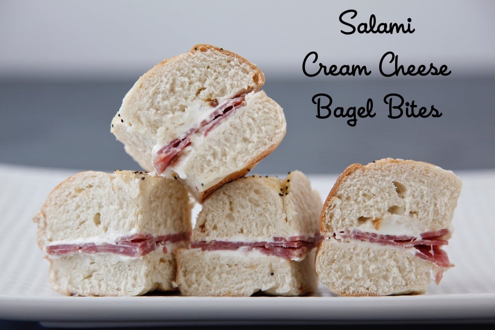 Bocconcini di bagel al formaggio cremoso e salame