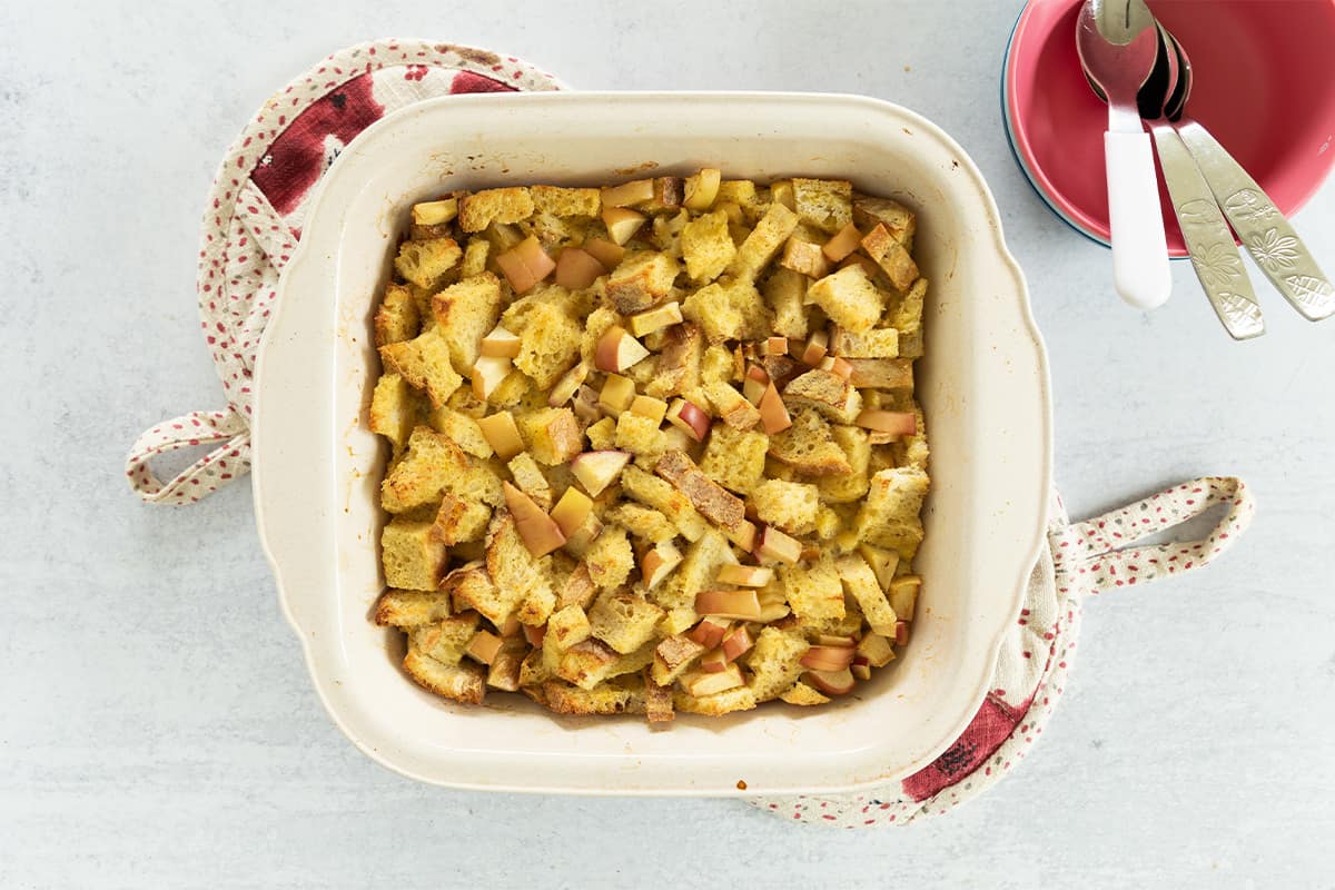 Casseruola di toast alla francese con mele