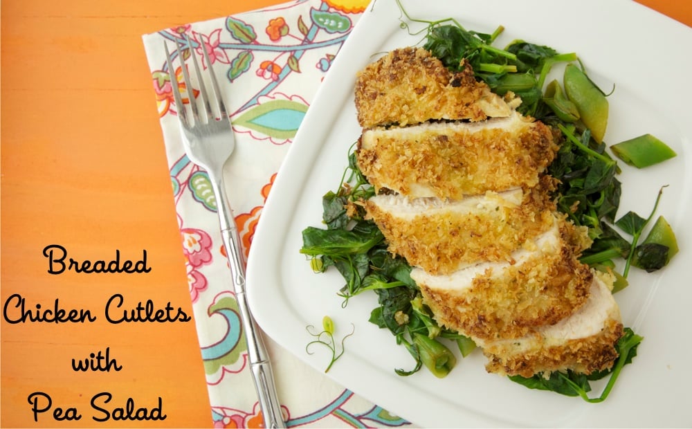 Cotolette di pollo impanate con insalata di piselli