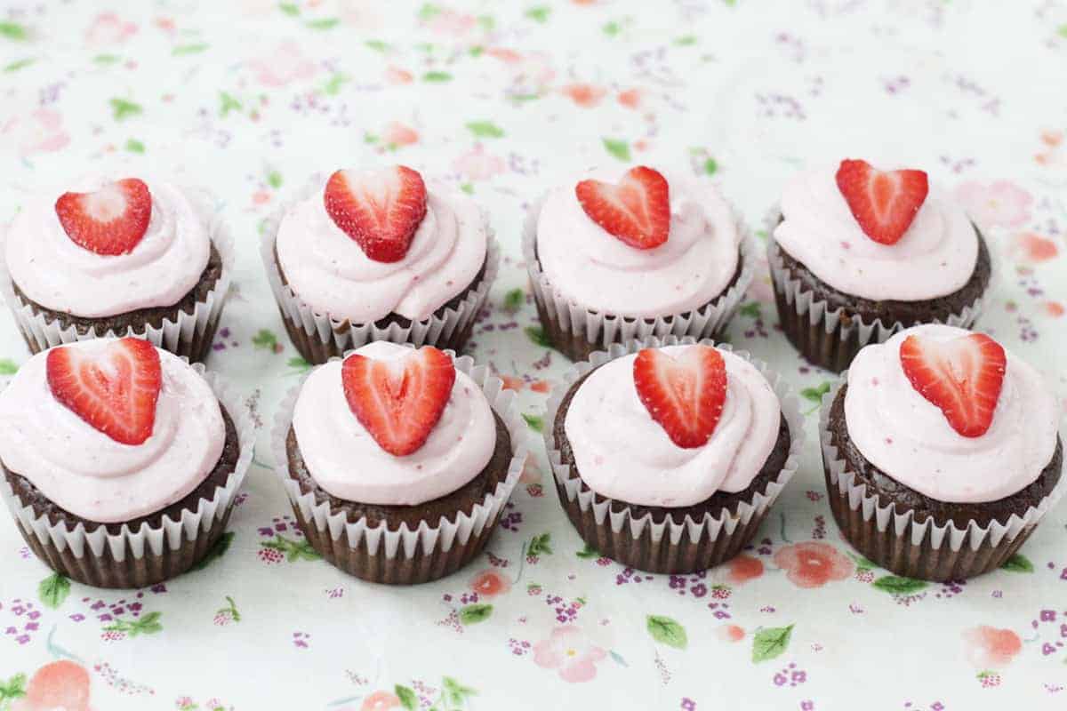 Cupcake Semplici Al Cioccolato (Sani e Con Pochi Zuccheri)