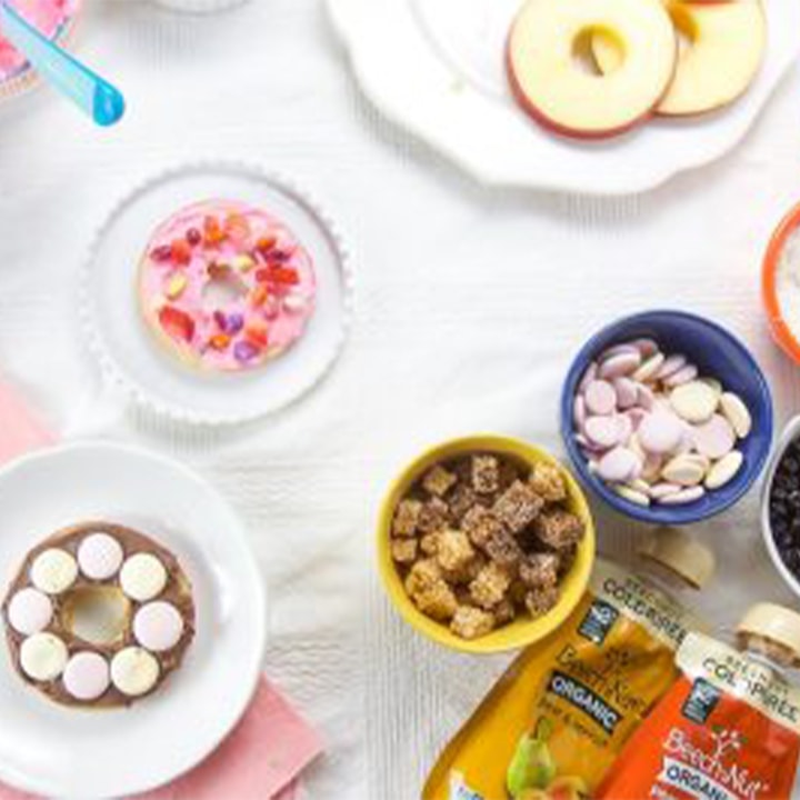 Festa con ciambella alle mele per bambini fai da te
