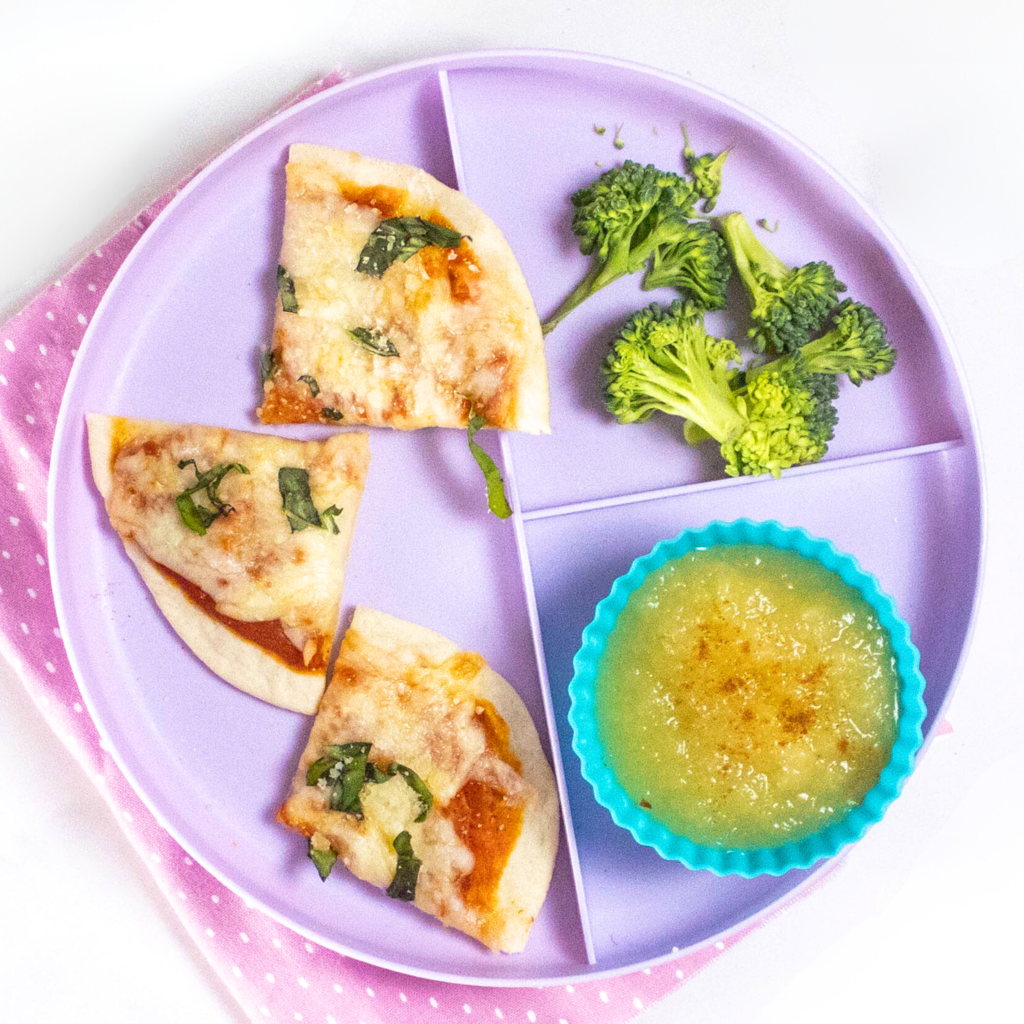 Pizze croccanti al formaggio tortilla da 10 minuti per bambini