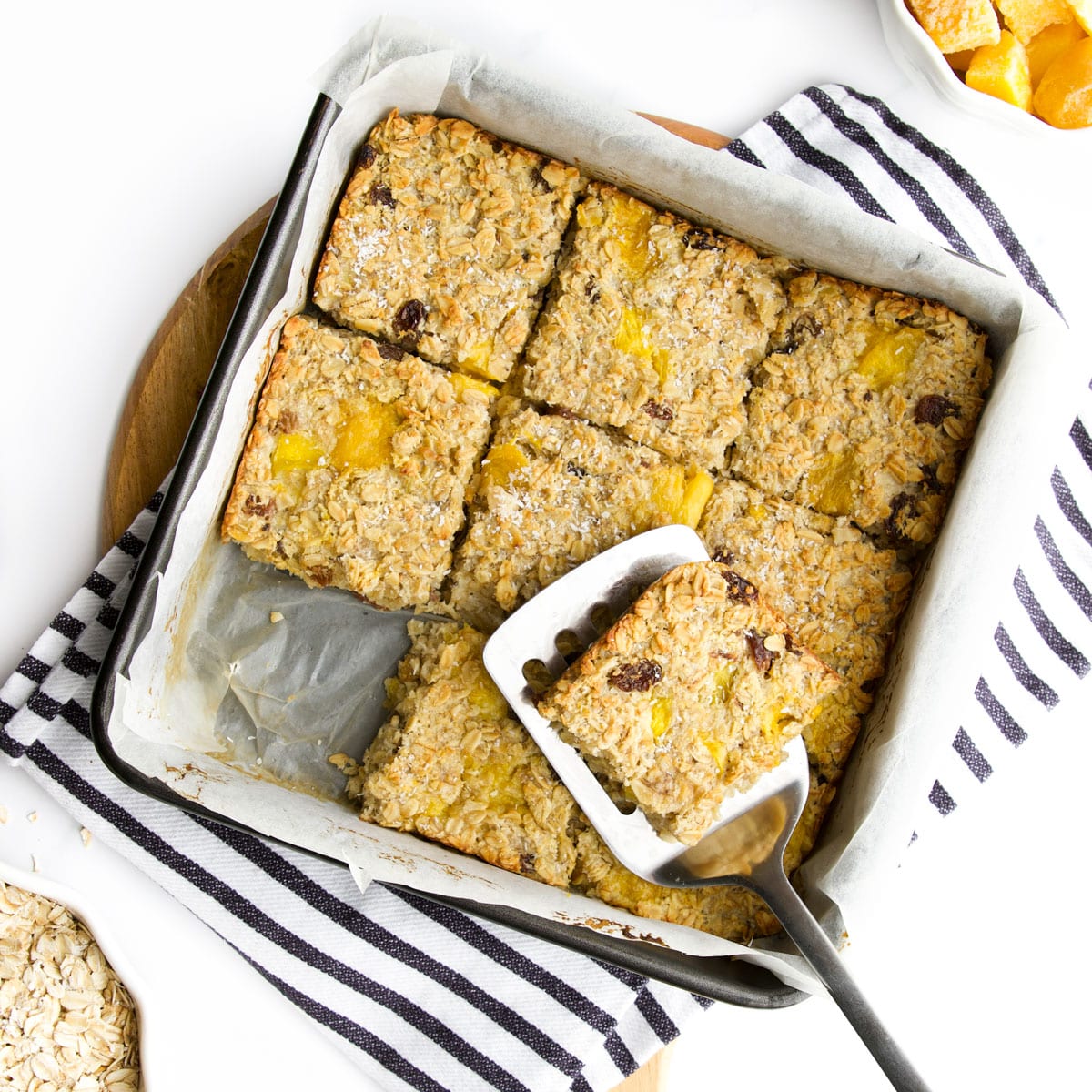 Farina d'avena al forno al mango