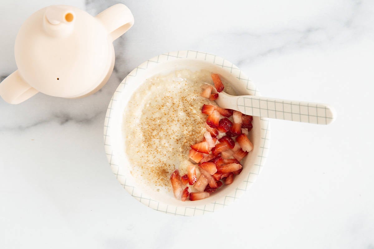 Farina d'avena per bambini più semplice (con opzioni di gusto)