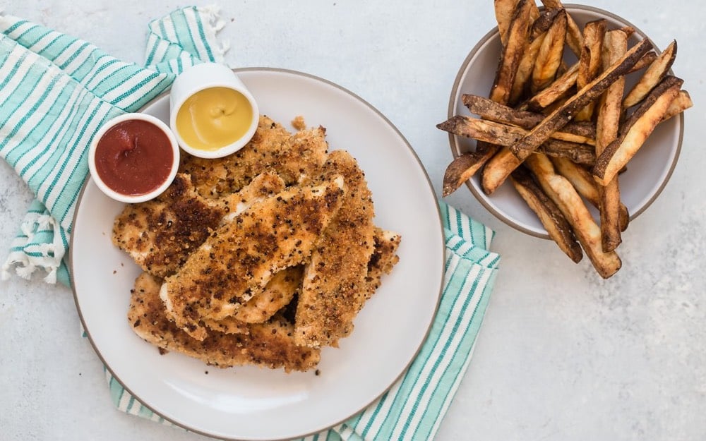 Filetti di pollo croccanti in crosta di quinoa