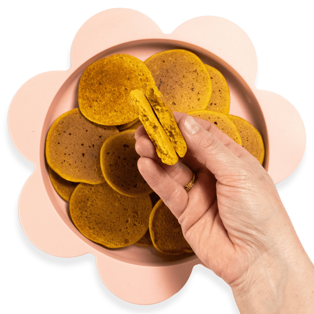 Soffici pancake ai cereali per bambini con patate dolci e cannella