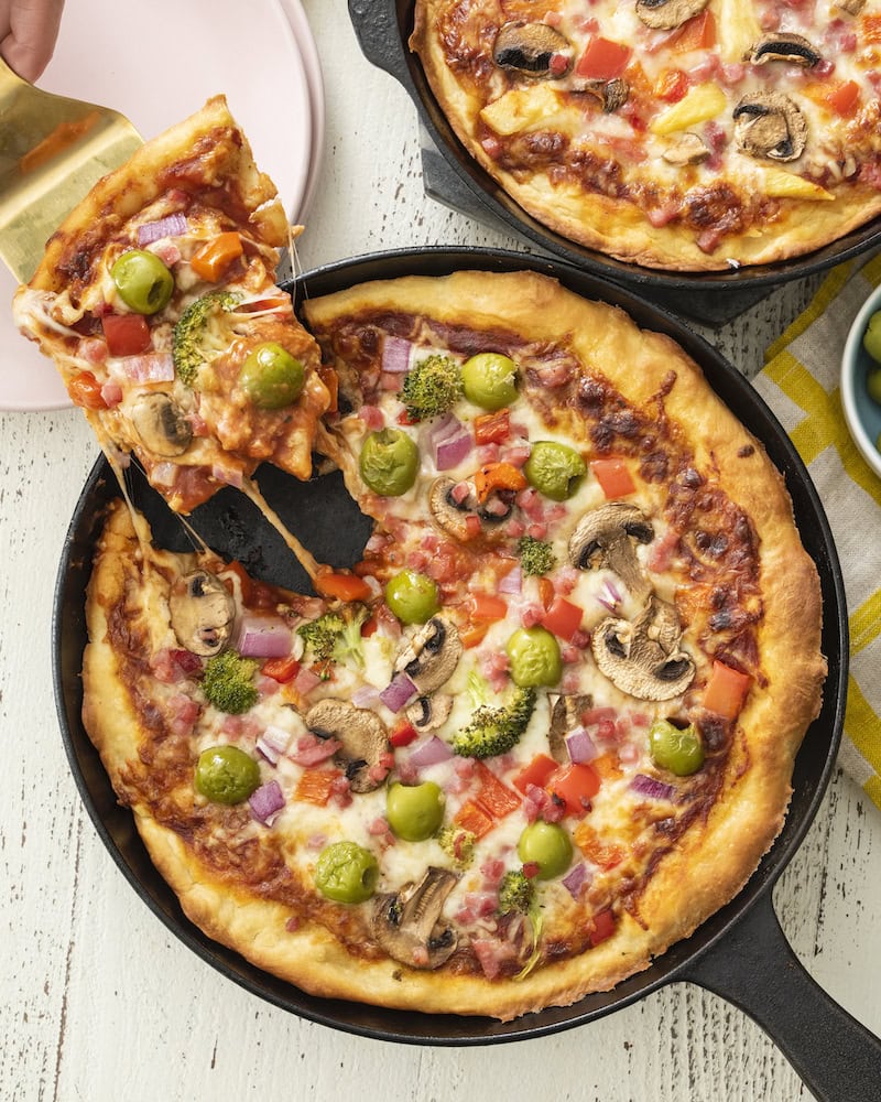Homemade Pizza Recipes (Fun and Affordable)
