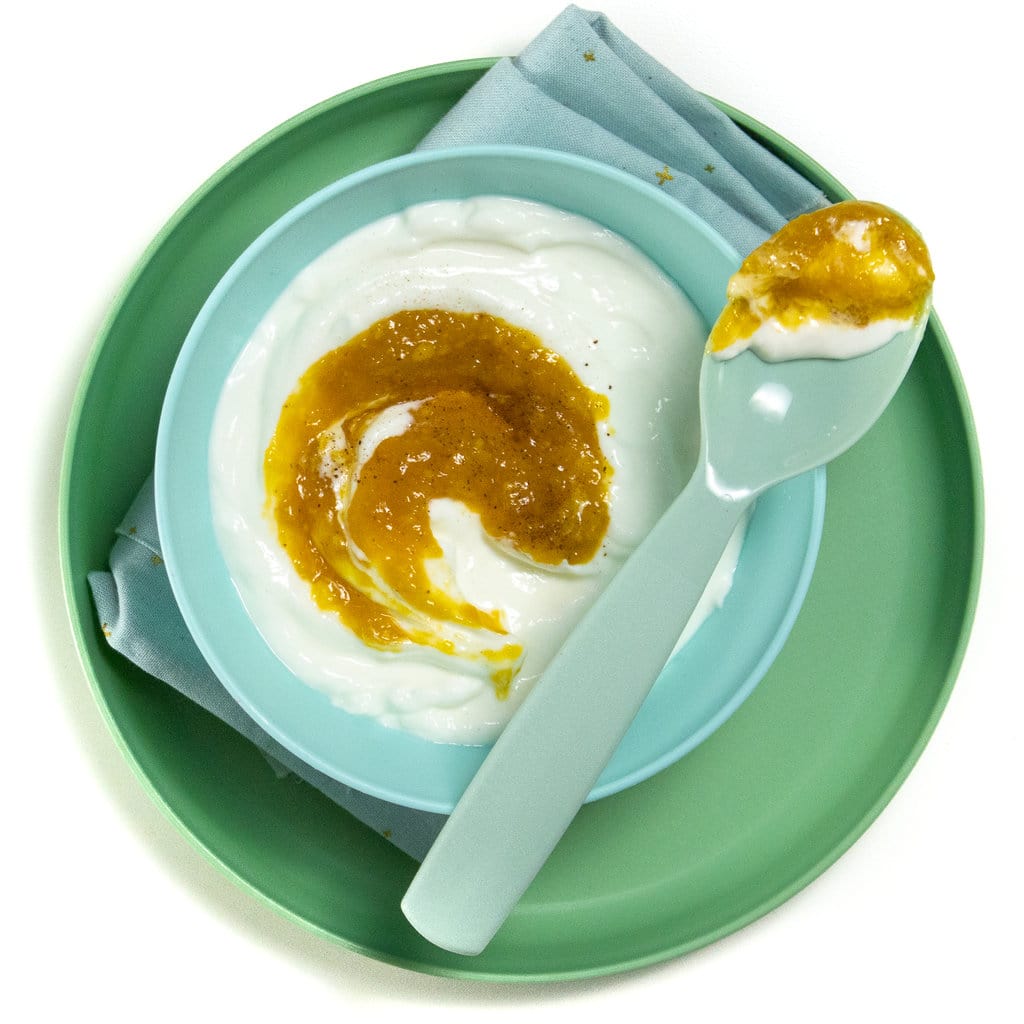 Yogurt veloce al mango con purea di mango fatta in casa