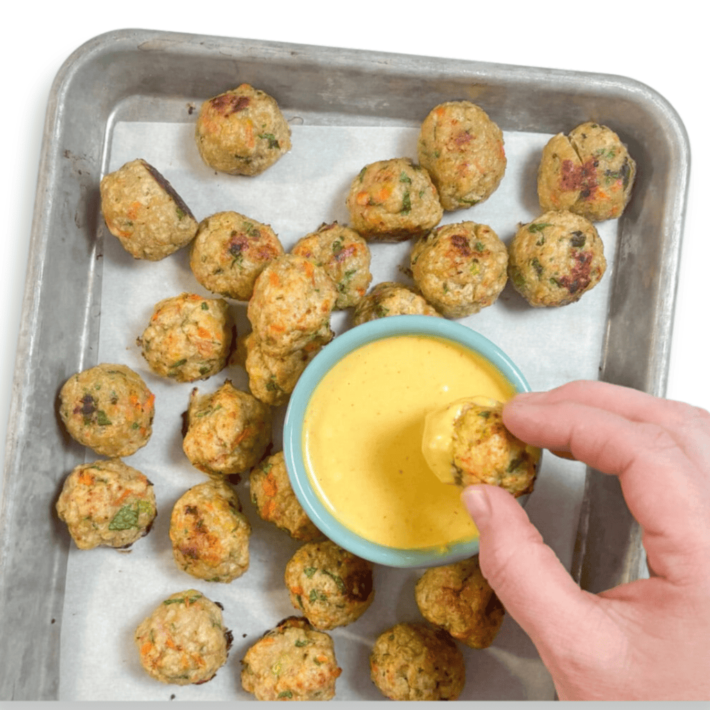 Polpette di pollo e verdure al forno per neonati (e anche bambini!)