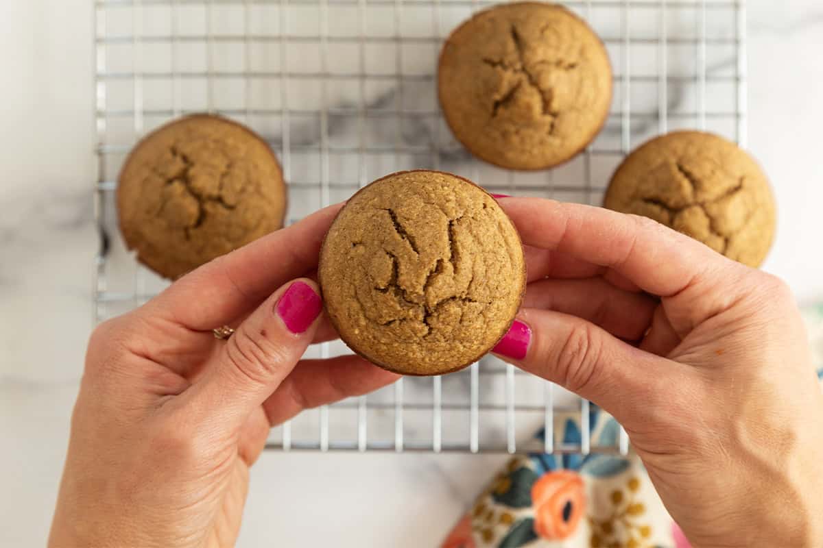 Muffin di farina d'avena e mele facili