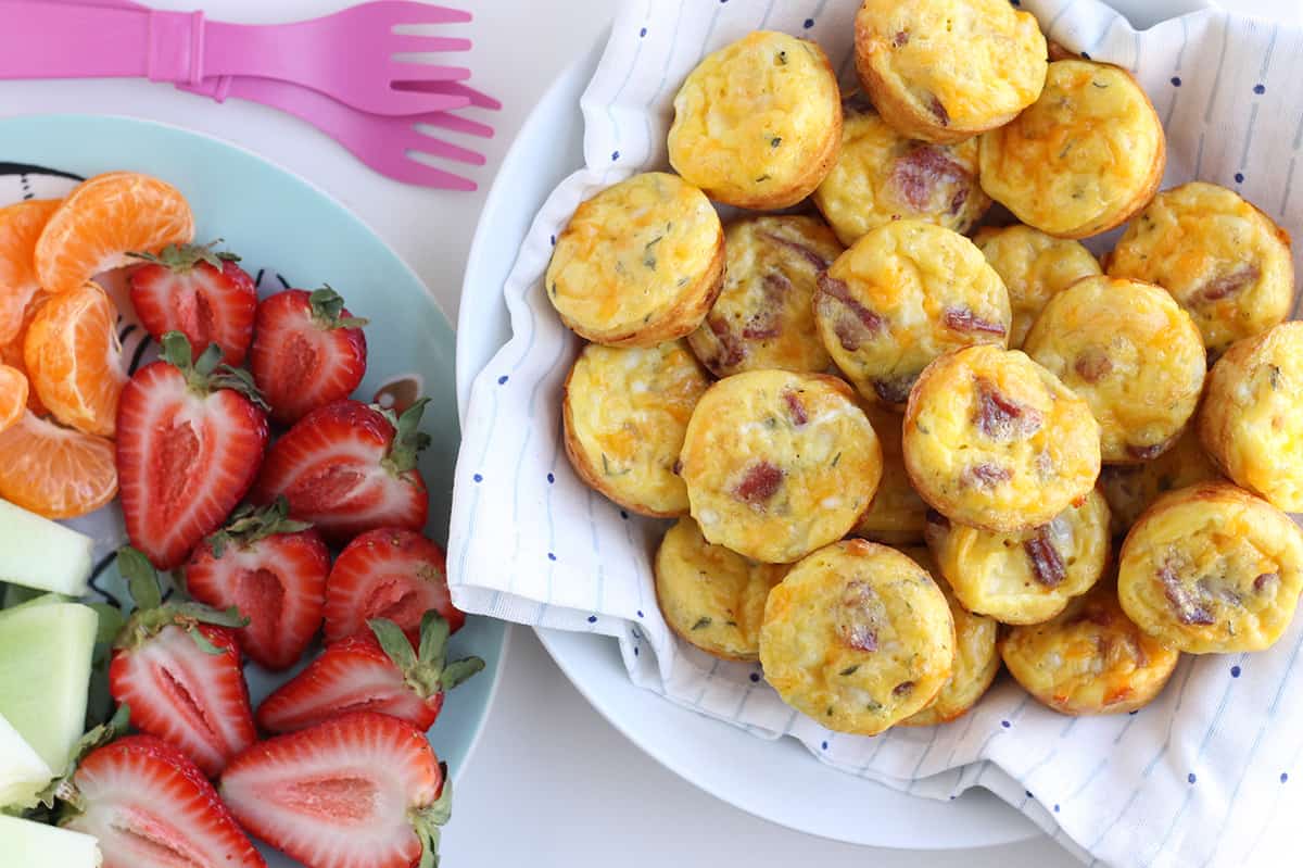 Muffin facili con uova e pancetta