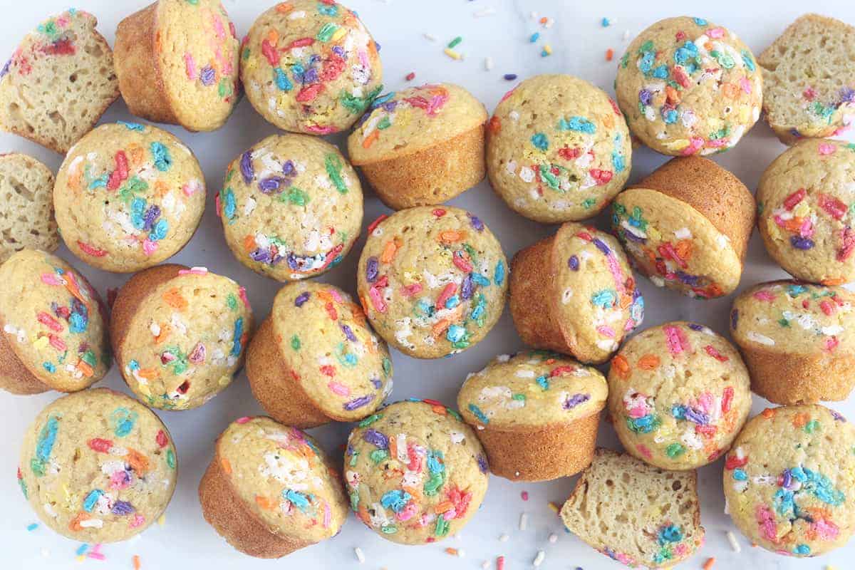 Muffin preferiti per la torta di compleanno (con confettini!)