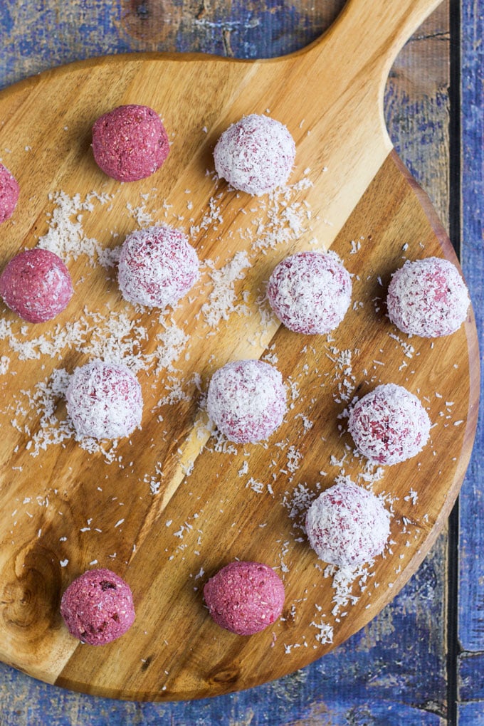 Palline da colazione al cocco e lampone