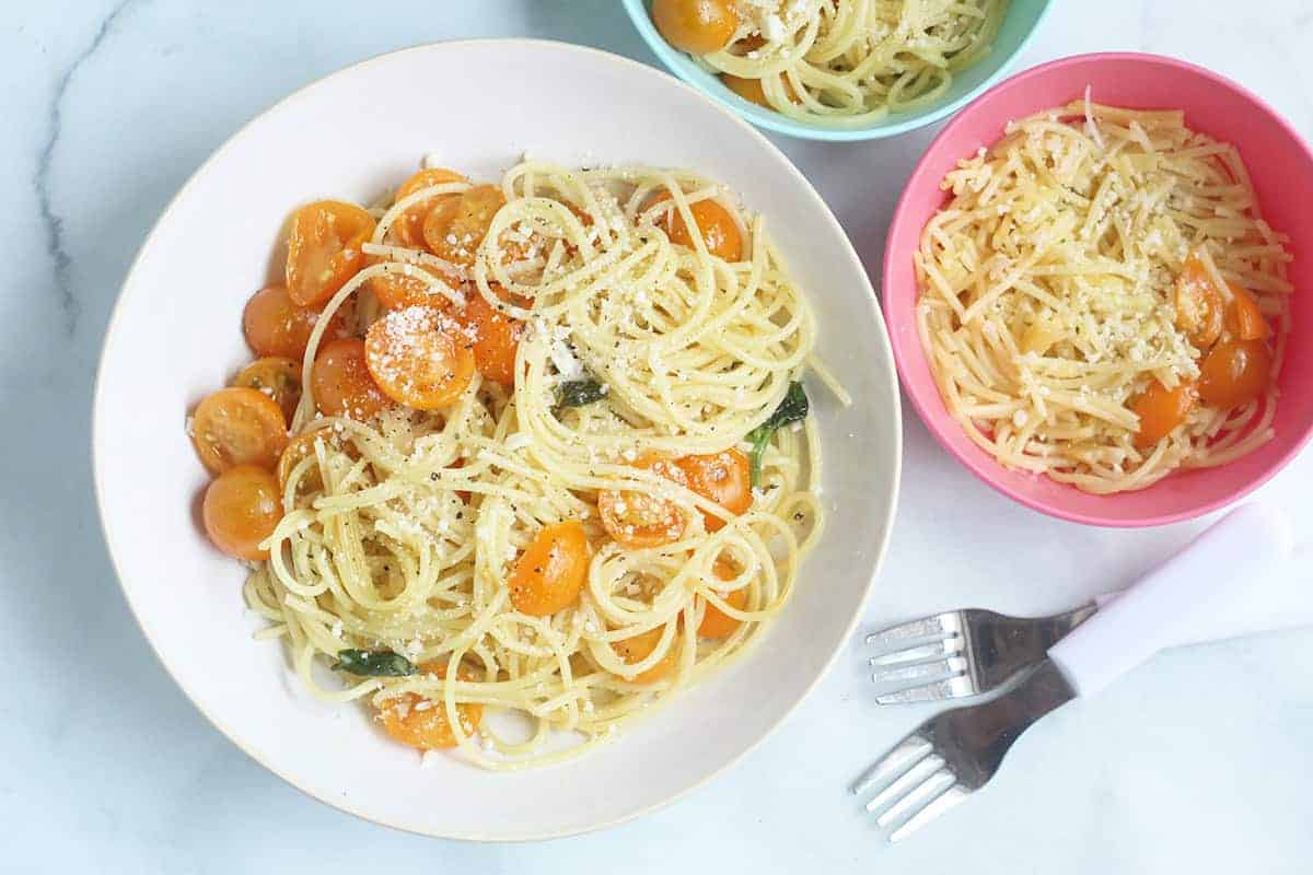 Pasta semplice ai pomodorini