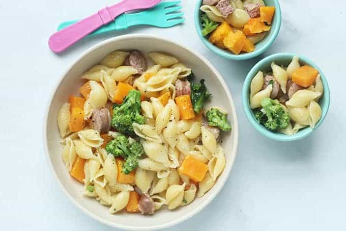 Pasta veloce con zucca e salsiccia
