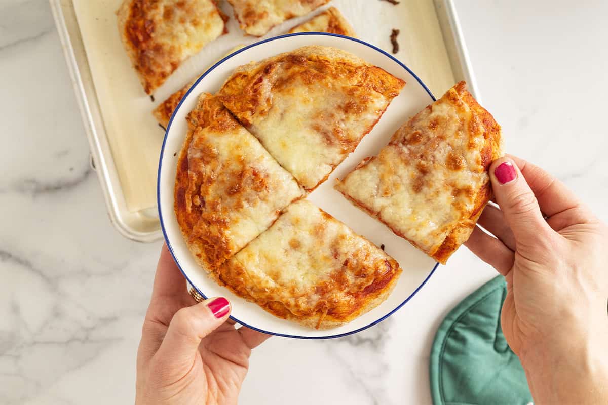 La pizza fatta in casa che puoi preparare più velocemente di quella da asporto