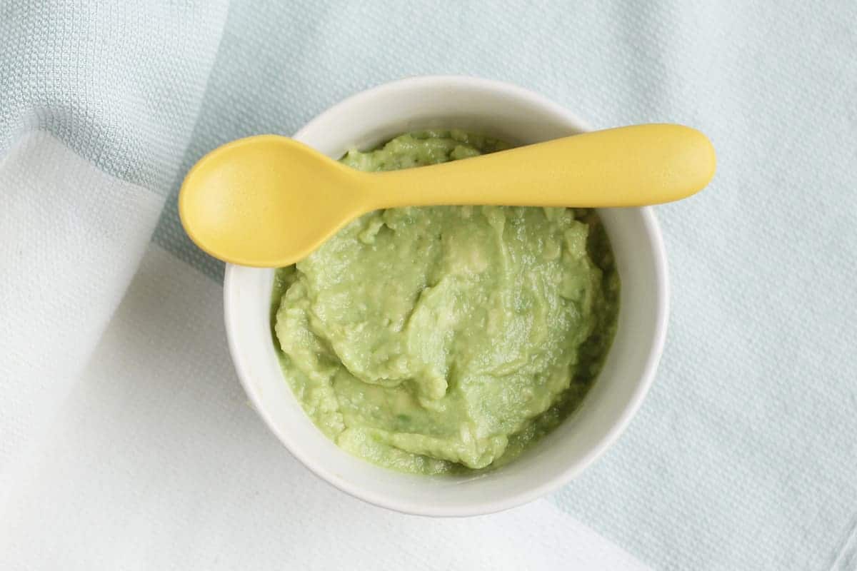 Purea Di Avocado Facile (con Suggerimenti Per Prevenire L'imbrunimento)