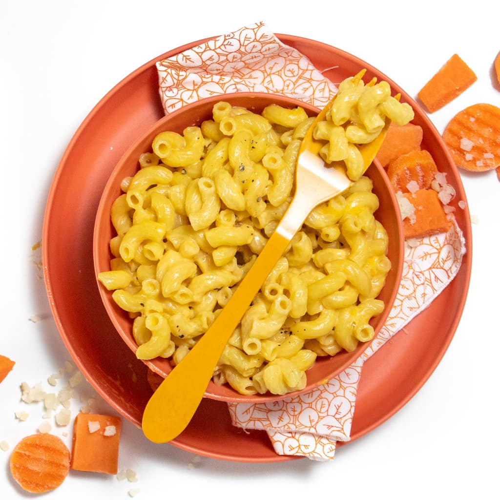 Mac e formaggio vegetariani nascosti richiesti dai bambini (15 minuti)