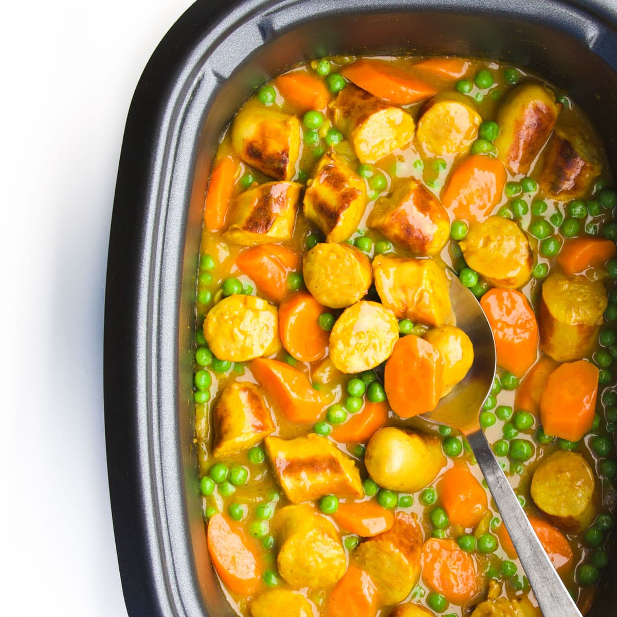 Salsicce al curry a cottura lenta