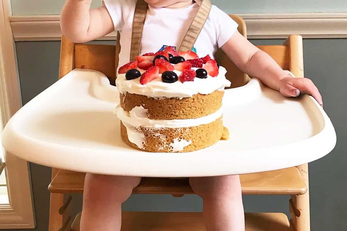 Smash Cake Per Il Primo Compleanno (con Glassa Di Yogurt)
