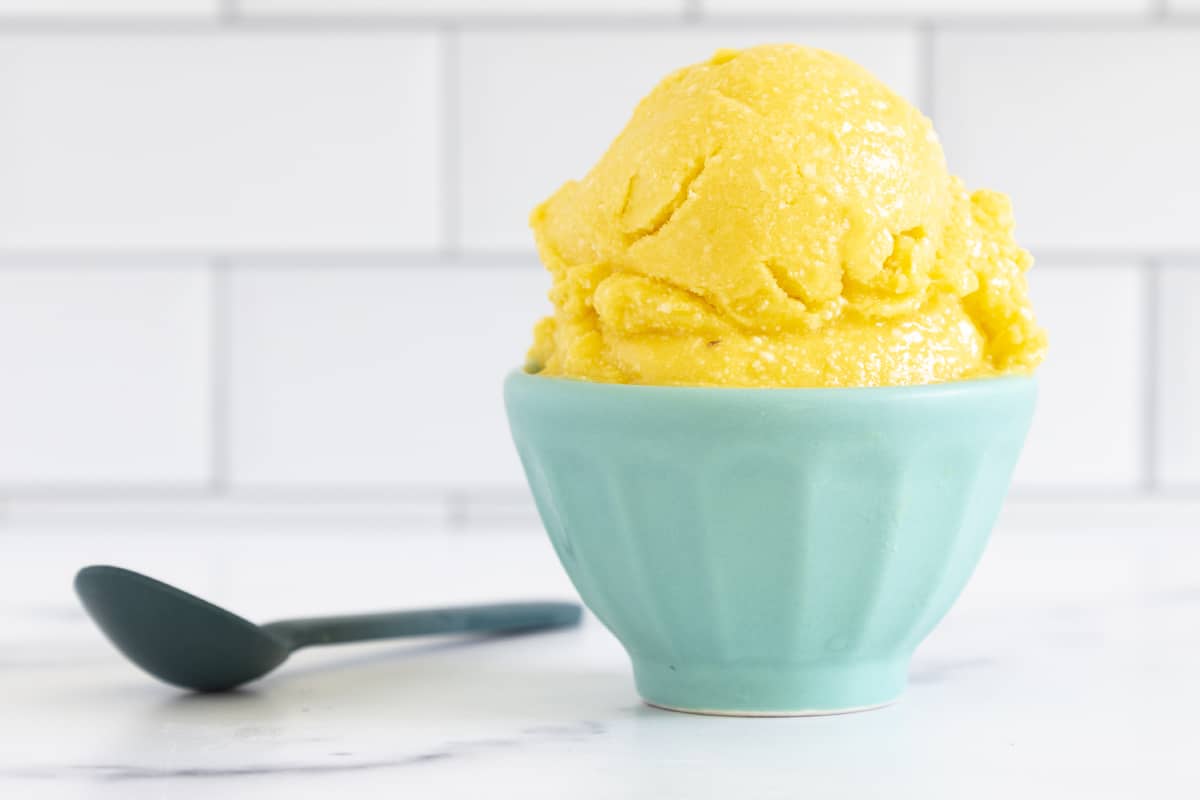 Sorbetto al mango (2 ingredienti)