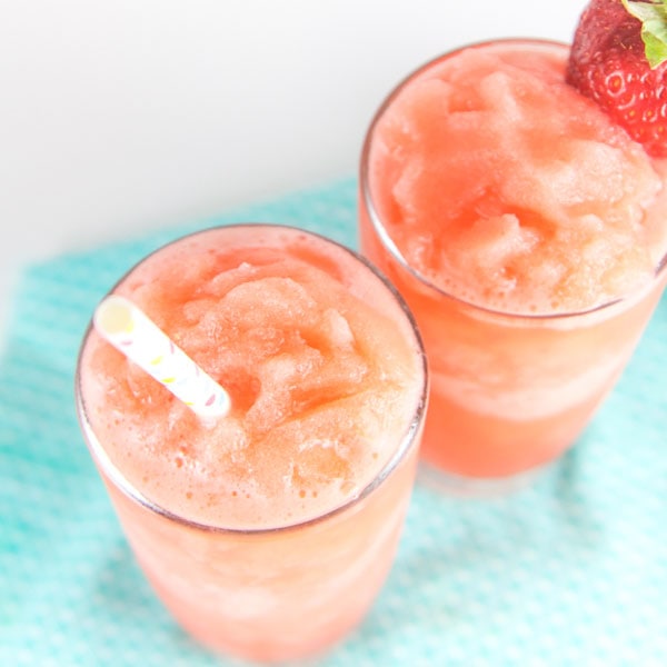 Granite alla fragola e limonata per bambini e ragazzi (senza zucchero raffinato)