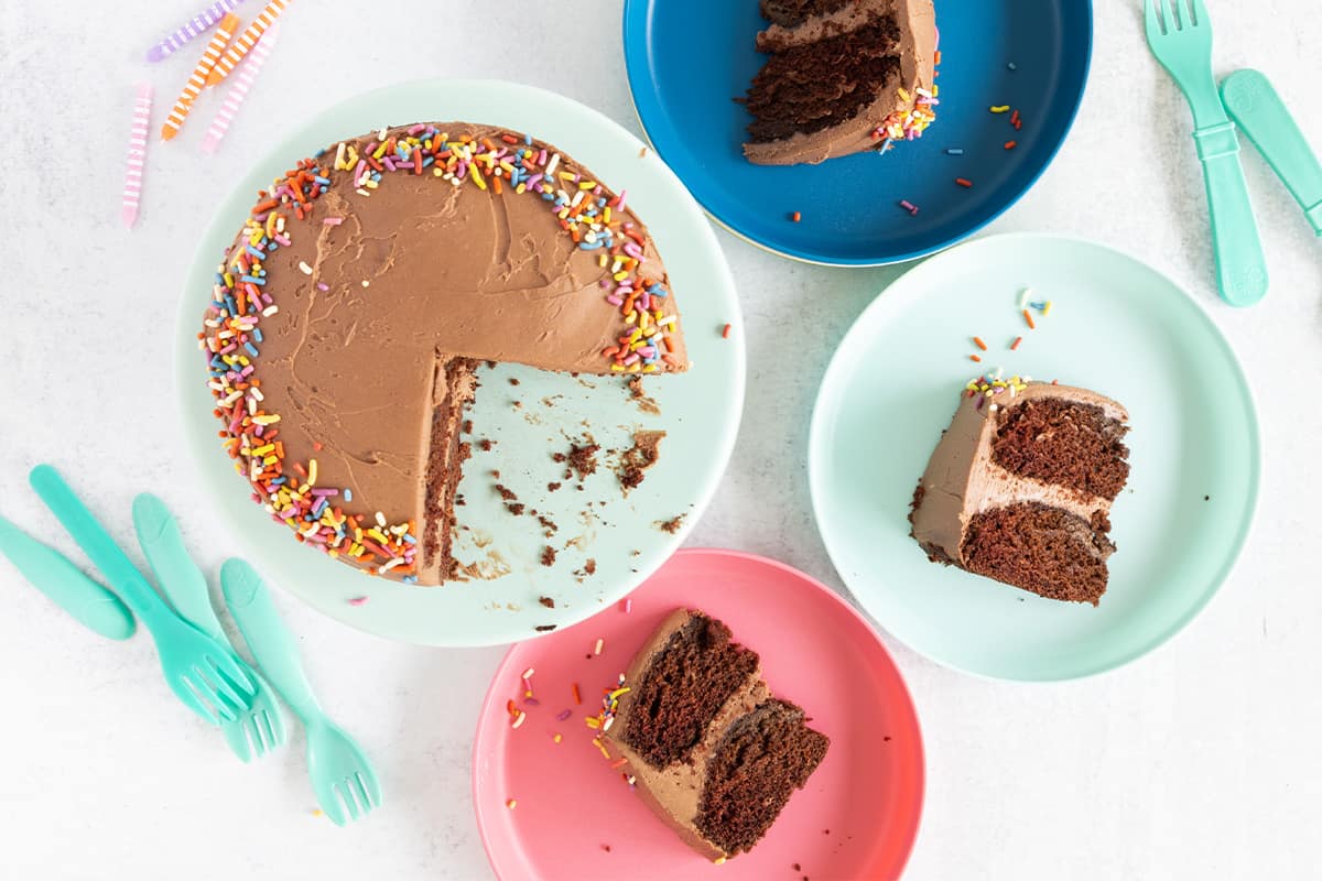 Torta al cioccolato salutare (a basso contenuto di zuccheri e vegana)