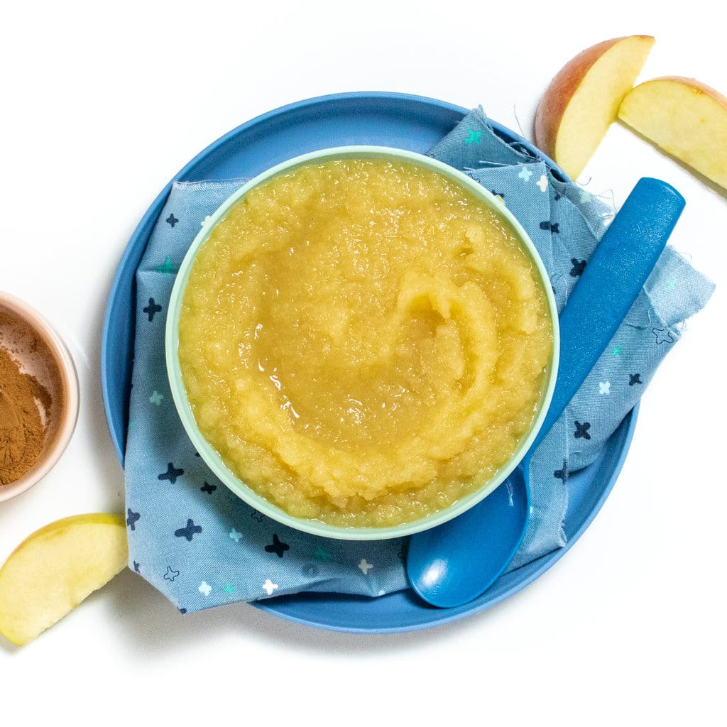 Salsa di mele non zuccherata fatta in casa in 20 minuti (amata da bambini e ragazzi)