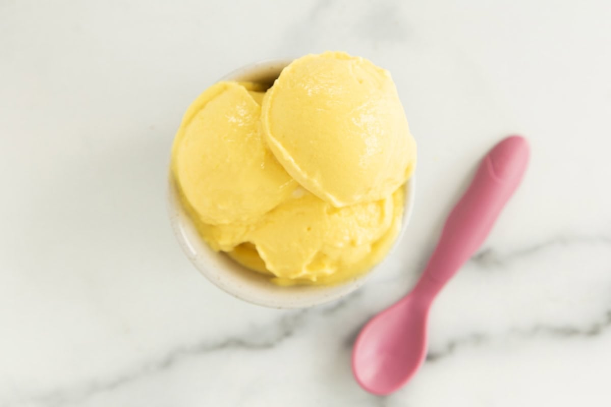 Yogurt gelato al mango incredibilmente buono...in 2 minuti