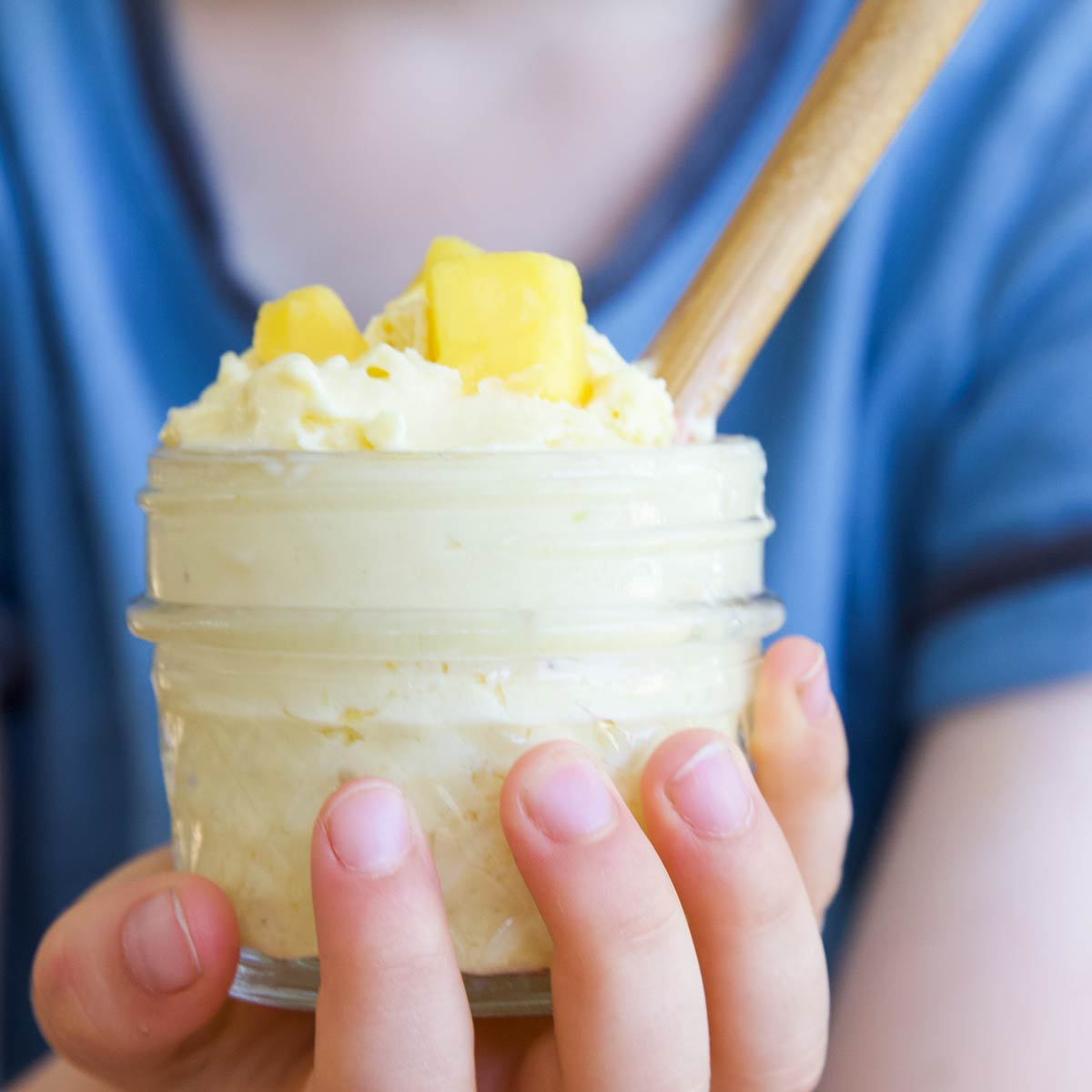 Yogurt gelato al mango