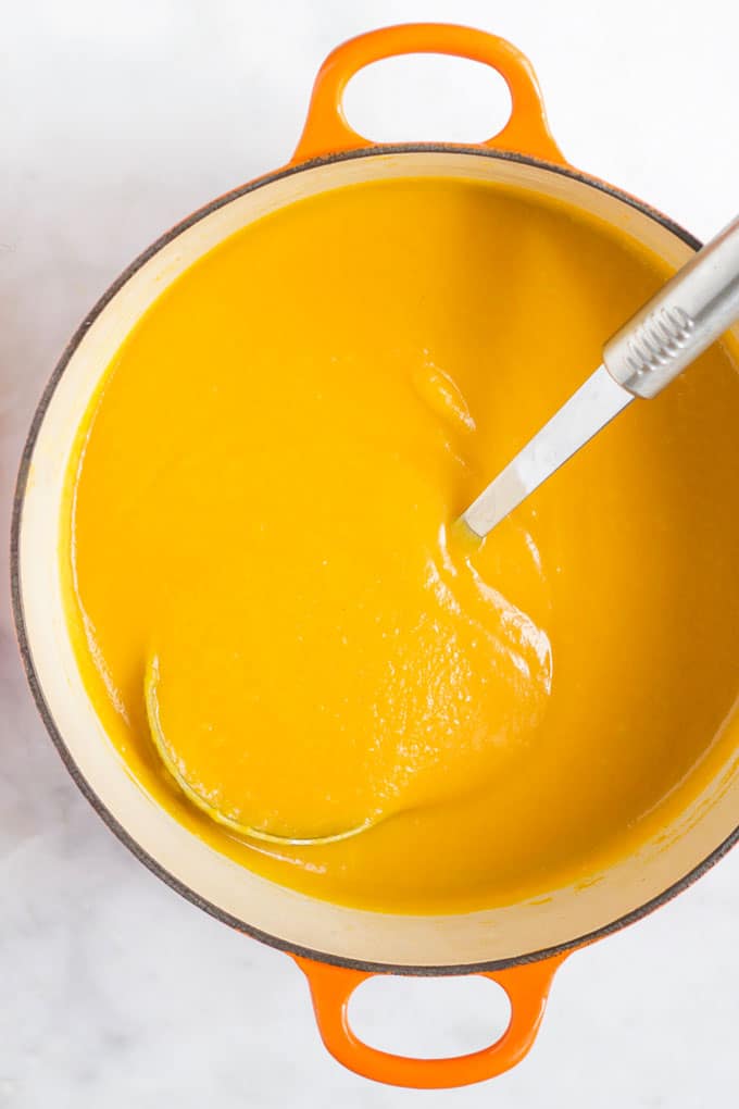 Zuppa di zucca e mele